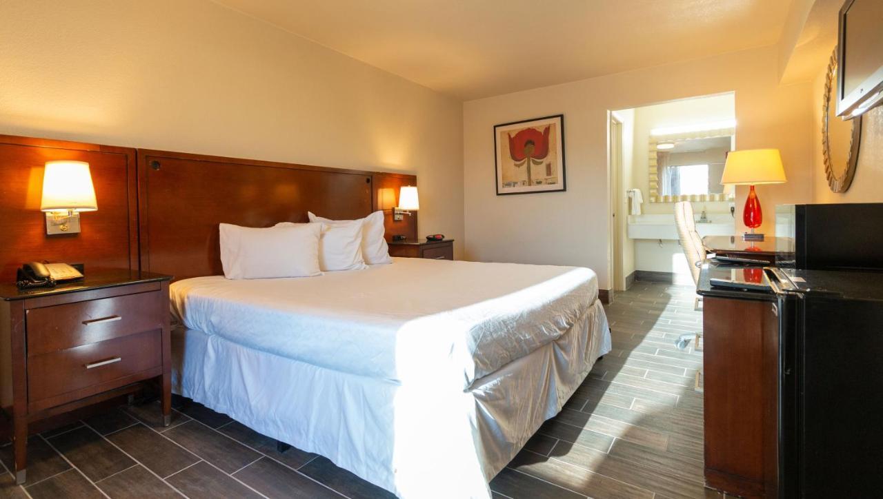 Magnuson Extended Stay And Suites Airport Hotel Irving Exterior foto
